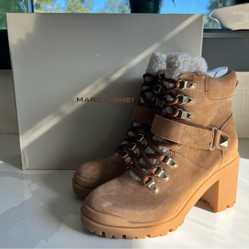 Marc Fisher Nature Suede Sherpa Trim Lug Sole Hiker Booties Sz 7.5 Med BNWB